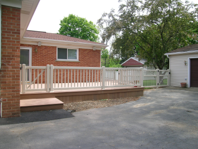 Custom Built Fence & Deck Image